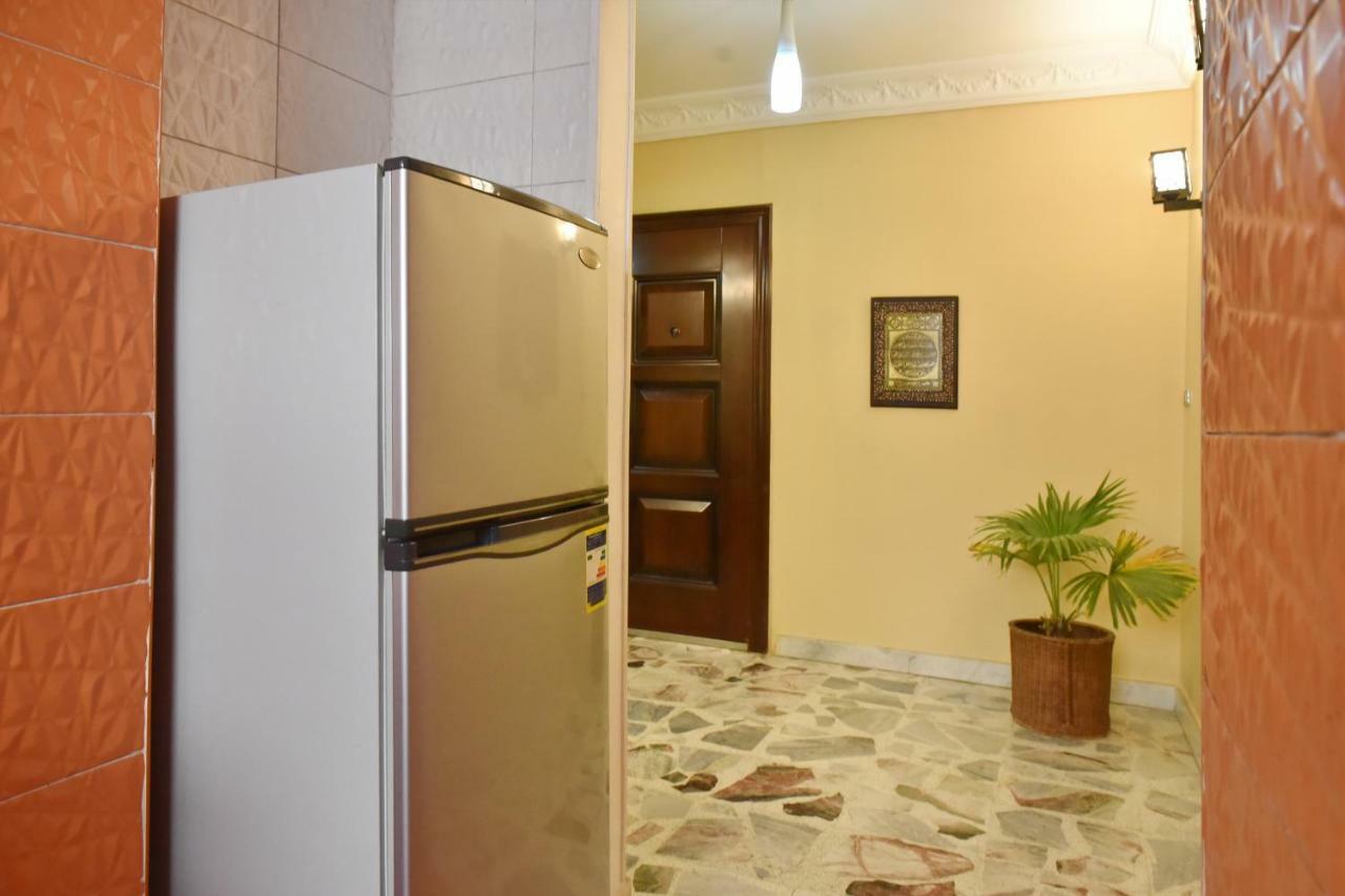 Two-Bedroom Apartment At Mohamed Farid Street Caïro Buitenkant foto