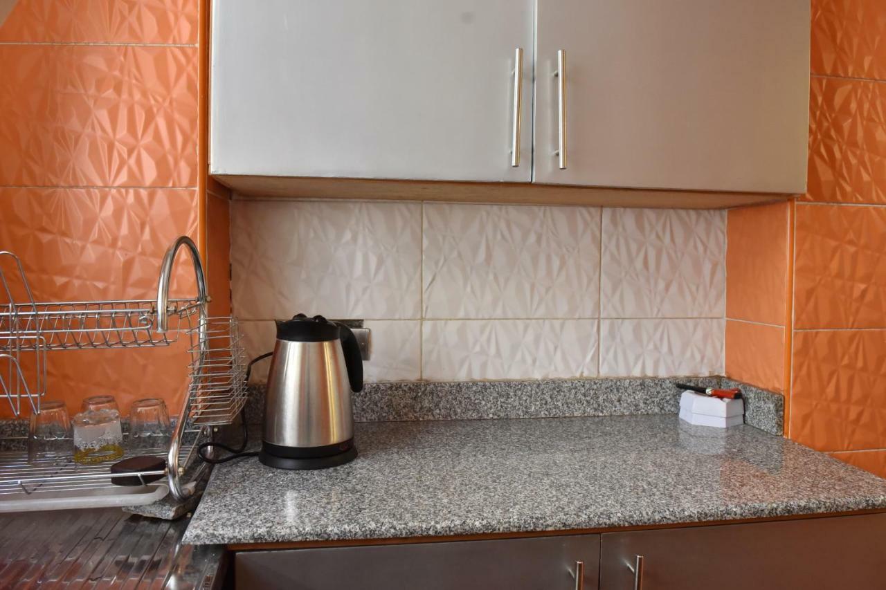Two-Bedroom Apartment At Mohamed Farid Street Caïro Buitenkant foto