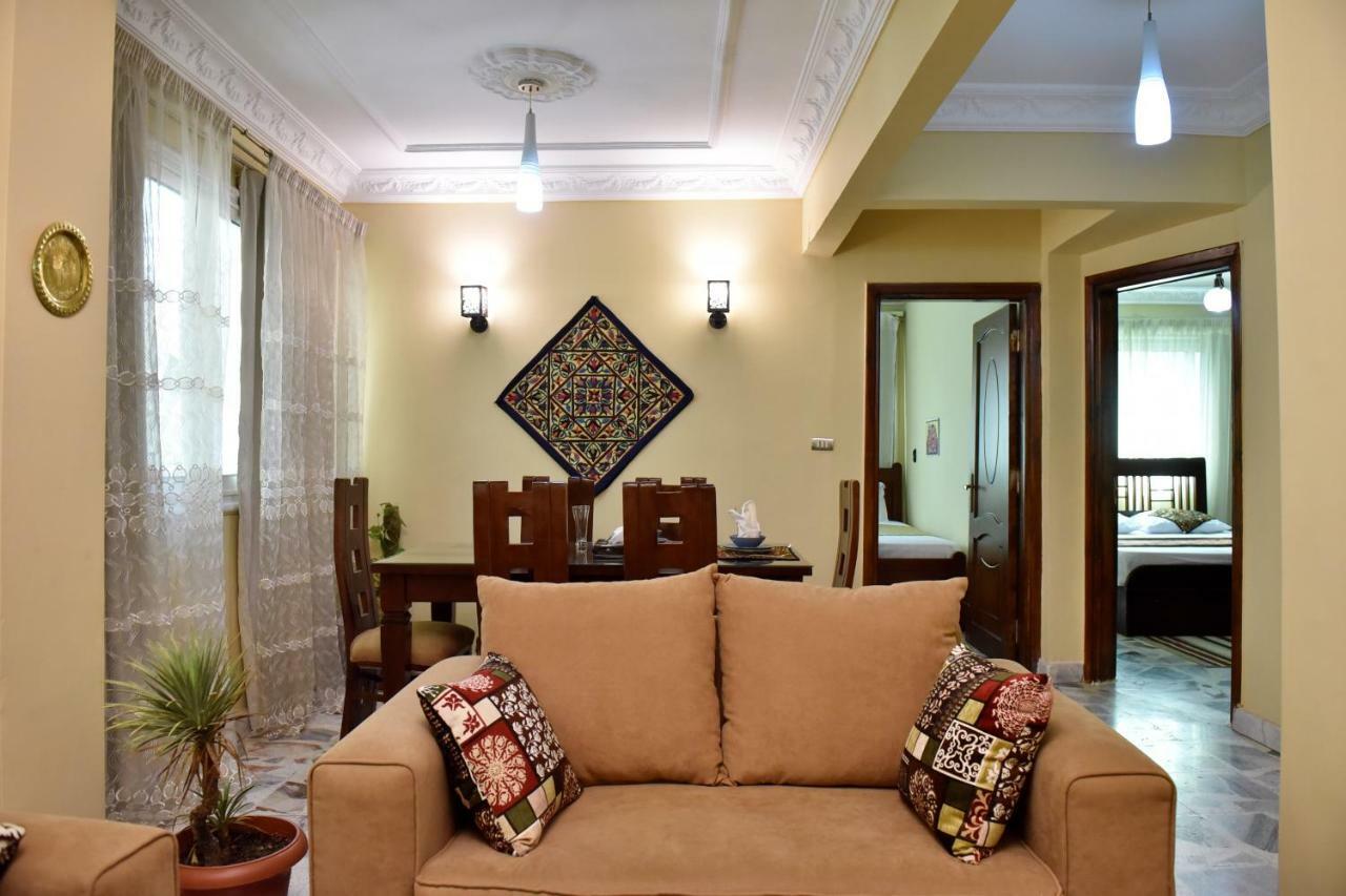 Two-Bedroom Apartment At Mohamed Farid Street Caïro Buitenkant foto